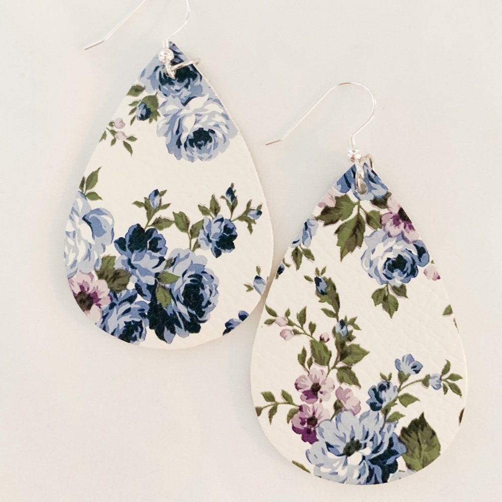 Faux leather water drop earrings